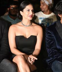 अपकमिंग फिल्म के सॉन्ग लॉन्च पर ब्लैक ड्रेस में पहुंची सनी लियोनी, देखें Pics