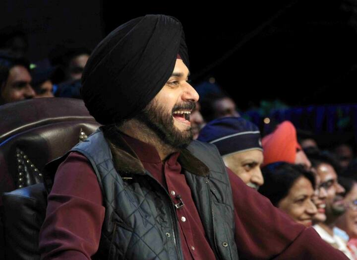 खबरें हैं कि कपिल के शो से सिद्धू को सालाना 25 करोड़ रुपये की आमदनी होती है.
