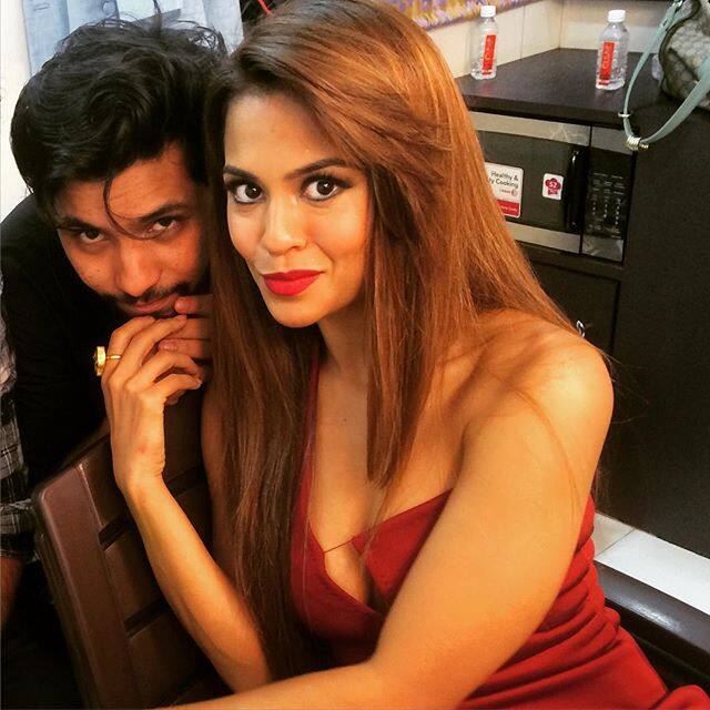 वे अब क्यूट के साथ-साथ बहुत हॉट भी लगती हैं.