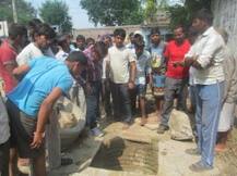 बकरी के बच्चे को बचाने में दो भाइयों ने गंवा दी अपनी जान!