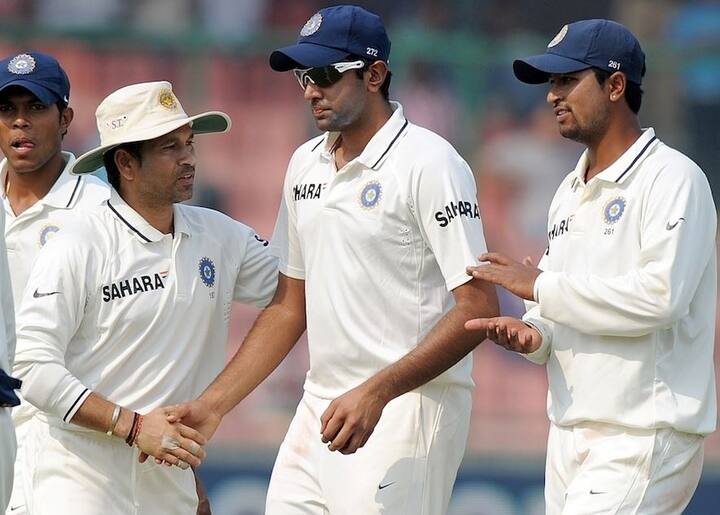 साल 2011 में वेस्टइंडीज के खिलाफ अपने पहले टेस्ट में अश्विन ने 9 विकेट हासिल किए थे. अश्विन का पहला शिकार डैरेन ब्रावो थे उसके बाद अश्विन ने पीछे मूड़ कर नहीं और अपना 50वां विकेट पूरा करने में देर नहीं लगाई .
