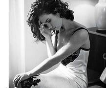 ऐसा क्या हो गया जो इतना पछतावा कर रही है ये हीरोइन! 