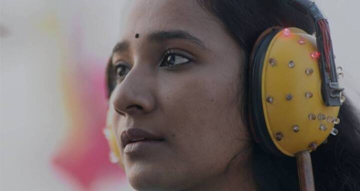 तनिष्ठा के मुताबिक जब उन्होंने ऑर्गेनाइजर को बताया कि वह कैसा महसूस कर रही हैं तो उन्होंने कहा, ‘लेकिन हमने आपको कहा था कि यह एक रोस्ट है. बाद में मैंने उन्हें रोस्ट के अनुभव के बारे में भी बताया. मैंने उन्हें समझाना चाहा कि रोस्ट और भयभीत करने में क्या अंतर होता है. मेरे हिसाब से उन्हें यह समझ नहीं आया होगा.’