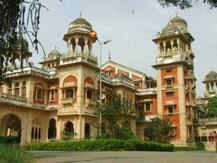 राष्ट्रपति ने दी मंजूरी, इलाहाबाद यूनिवर्सिटी के VC के खिलाफ होगी आरोपों की जांच