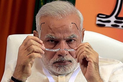 पाकिस्तान को लेकर पीएम मोदी ने अबतक कही हैं ये बड़ी बातें- पाकिस्तान के हु्क्मरान सुन लें कि हमारे 18 जवानों का बलिदान बेकार नहीं जाएगा.
