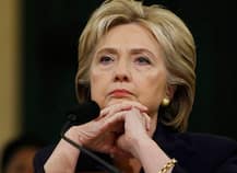 क्लिंटन के ई-मेल की एफबीआई जांच फिर से शुरु