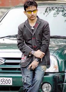 प्रेस रिलीज की जानकारी मिलते ही केआरके के घर पहुंची पुलिस