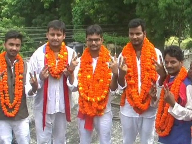 इलाहाबाद यूनिवर्सिटी छात्रसंघ चुनाव : एबीवीपी पदाधिकारियों ने फिर दोहराया, मोदी के सर्जिकल स्ट्राइक ने दिलाई जीत