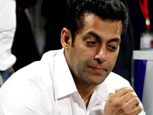 \'सलमान को घर में नजरबंद रखें सलीम खान\'