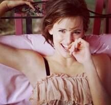 एंजेलिना जोली से अलग होते ही ब्रैट पिट को मिली नई गर्लफ्रेंड, कौन है ये लड़की!  