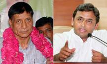 \'आज तक साफ नहीं हो पाया है कि यूपी का असली CM कौन है\' ?