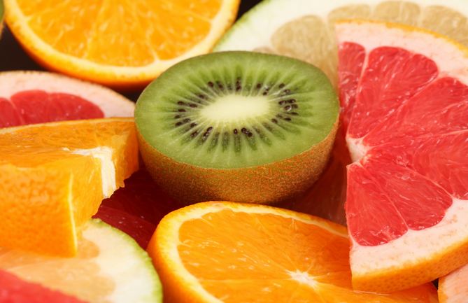 Vitamin C Food: विटामिन सी से भरपूर फल और सब्जियां, इम्यूनिटी बढ़ाने के अलावा ये हैं Vitamin C के फायदे