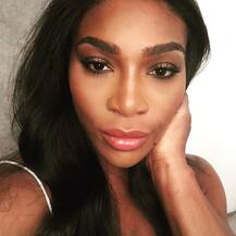 आखिर ऐसी भड़काऊ तस्वीरें और बातें पोस्ट करके क्या साबित करना चाहती हैं सेरेना!