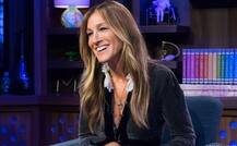 OMG! लाइव टीवी के दौरान इस हीरोइन की ड्रेस फट गई, उसके बाद हीरोइन ने जो किया वो... 