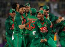 आउट करने के बाद बटलर से भिड़ गए बांग्लादेशी खिलाड़ी