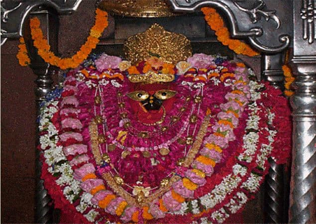 States नवरात्र स्पेशल: विन्ध्याचल में त्रिकोण पर विराजमान हैं लक्ष्मी, काली और सरस्वती मां