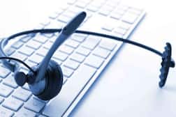 भारत में बैठ फोन पर अमेरिकी करदाताओं को ठगते थे, कॉल सेंटरों पर छापे