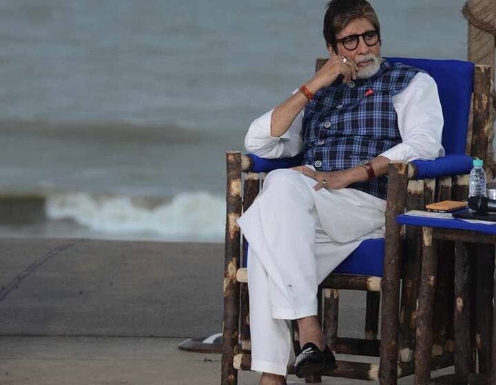 आज भी अमिताभ फिल्मों में अपनी शानदार अदायगी से इतिहास लिख रहे हैं..हाल ही में आई फिल्म पिंक मे उनके किरादर को काफी पसंद किया गया..उम्मीद है अमिताभ इसी तरह सालों साल हमारा मनोरंजन करते रहेंगे.हमारी तरफ से अमिताभ को एक बार फिर से हैप्पी बर्थडे.