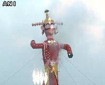 IN PICS: पूरे देश में बड़े धूमधाम से मनाया जा रहा है दशहरा!