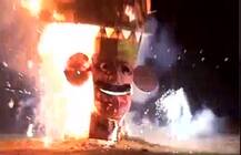 मुरादाबाद: रावण दहन के दौरान भीड़ पर गिरा जलता पुतला, एक मरा, कई घायल