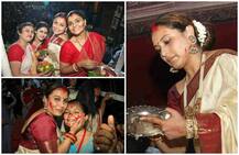 मांग में सिंदूर, माथे पर बिंदी, हाथों में चूड़ा पहन \'सिंदूर खेला\' में पहुंचीं रानी मुखर्जी