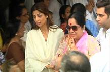 Raw footage: पिता के अंतिम संस्कार में फूटकर रोईं शिल्पा, श्रद्धांजलि देने पहुंचे कई बड़े सितारे