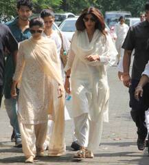 शिल्पा शेट्टी के पिता के अंतिम संस्कार में पहुंची दिग्गज बॉलीवुड हस्तियां