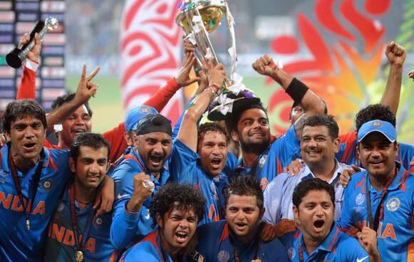 इतना ही नहीं साल 2011 में 50 ओवरों के वर्ल्ड कप में गंभीर की 122 गेंदो में 97 रनों की शानदार पारी को कैसे भुला जा सकता है उनकी इसी दमदार पारी के दम पर टीम इडिया खिताब पर कब्जा करने में कामयाब हुई थी. 