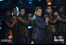 BB10: सलमान खान की धमाकेदार परफॉरमेंस की आई पहली तस्वीरें