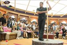 \'बिग बॉस\' के घर में सलमान खान बने \'गाइड खान\'