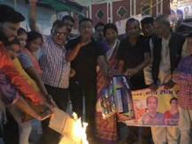 यूपी: इलाहाबाद में जलाई गई चाइनीज सामानों की होली