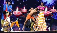 सुपर डांस शो में गेस्ट बनकर पहुंचे रामदेव ने जमकर किया योग
