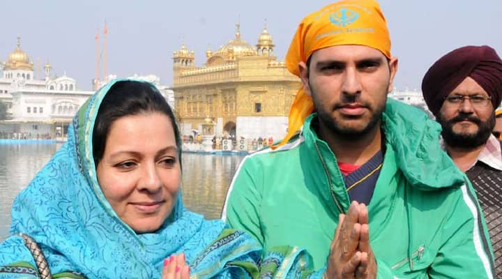 शबनम सिंह ने टाइम्स से बात करते हुए कहा, 'आकांक्षा और जोरावर के तलाक का मामला अभी कोर्ट में लंबित है. आकांक्षा को कोई अधिकार नहीं है की वो इस मैटर के बारे में पब्लिकली बात करे. मैने कोर्ट में उसके खिलाफ पिटिसन फाइल कर दी है. मैं नहीं चाहती की बाहर का कोई भी इस मैटर के बारे में जाने.''