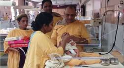 पॉलीथीन में मिली नवजात बच्ची, दिल्ली पुलिस ने नाम रखा स्वाधा