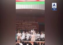 VIDEO : मंच पर मुलायम के सामने अखिलेश ने खोले कई राज, अमर सिंह पर बरसे