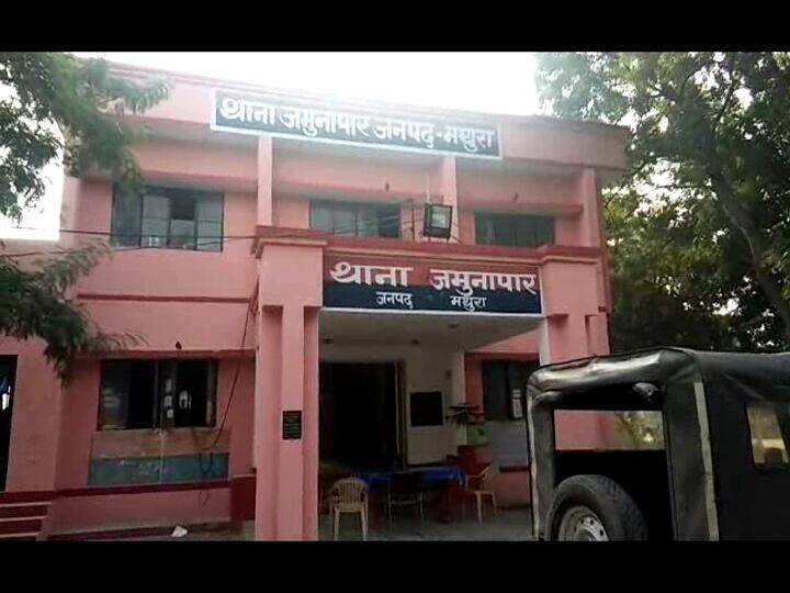 States मथुरा: प्यार में नाकाम सेना के डॉक्टर ने जहरीला इंजेक्शन लगाकर की खुदकुशी!