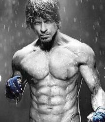 ... तो ऐसे बनते है शाहरूख खान के \'सिक्स पैक ऐब्स\'!  