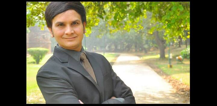 कार्टूनिस्ट के. वी गौतम.
