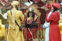 BB10: \'महाराज\' ओम स्वामी की हो रही है सेवा