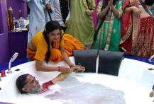 BB10: \'महाराज\' ओम स्वामी की हो रही है सेवा