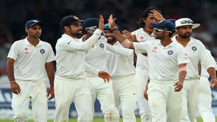 इशांत शर्मा भारत और इग्लैंड के बीच 9 नवम्बर से शुरु हो रही टेस्ट सीरीज में टीम में वापसी कर रहे हैं. चोट के कारण इशांत शर्मा पिछले कुछ समय से टीम का हिस्सा नहीं थे. इशांत शर्मा अगले महीने शादी के बंधन में भी बंधने जा रहे हैं, ऐसे में टीम में वापसी करना उनके लिए किसी तोहफे से कम नहीं. आगे की स्लाइड्स में देखें इशांत और प्रतिमा की कुछ साथ तस्वीरें...! 