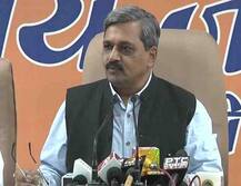 OROP पर बीजेपी का पलटवार, राहुल से पूछा- आपकी मम्मी और दादी ने क्या किया ?