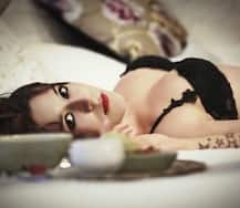 बिकीनी में तस्वीर शेयर कर सुर्खियों में हैं कृष्णा श्रॉफ, देखें