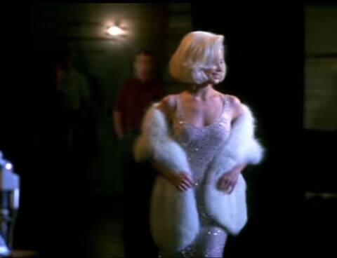 ... तो इस वजह से खास थी मर्लिन मुनरो की ये ड्रेस और अब हो रही है इसकी नीलामी! 