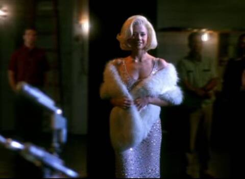 ... तो इस वजह से खास थी मर्लिन मुनरो की ये ड्रेस और अब हो रही है इसकी नीलामी! 