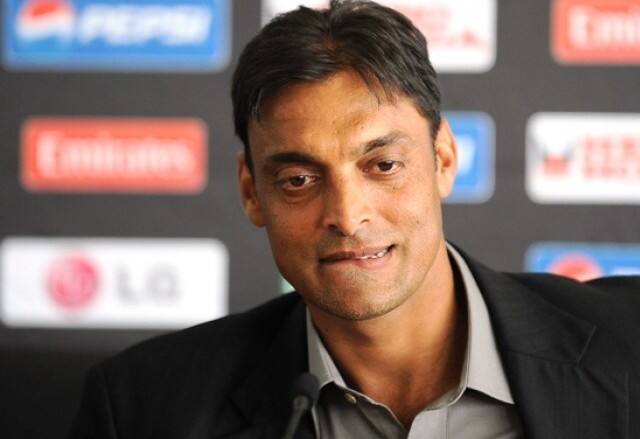पाकिस्तान के पूर्व तेज़ गेंदबाज़ अख्तर पिता बन गए हैं उनके घर एक बेटे ने जन्म लिया.