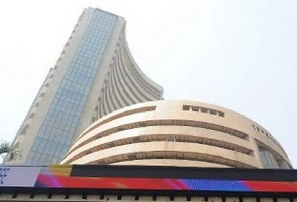 Market Closed At Flat Niote Sensex Closed At 31290 After 7 Points Gain बाजार सपाट बंदः सेंसेक्स 7 अंक ऊपर 31,290 पर, निफ्टी 9630 पर बंद