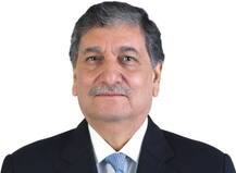 सायरस मिस्त्री की जगह इशात हुसैन बने TCS के अंतरिम चेयरमैन