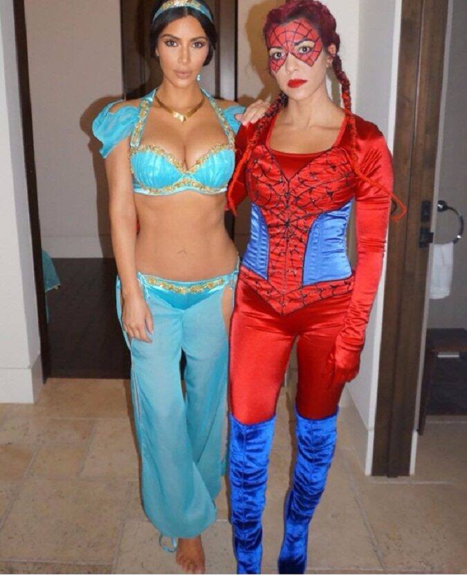 लेकिन अब लगता है कि किम इस सदमे से उबर गई हैं और वापस से अपने नार्मल लाइफ की तरफ लौट रही हैं.