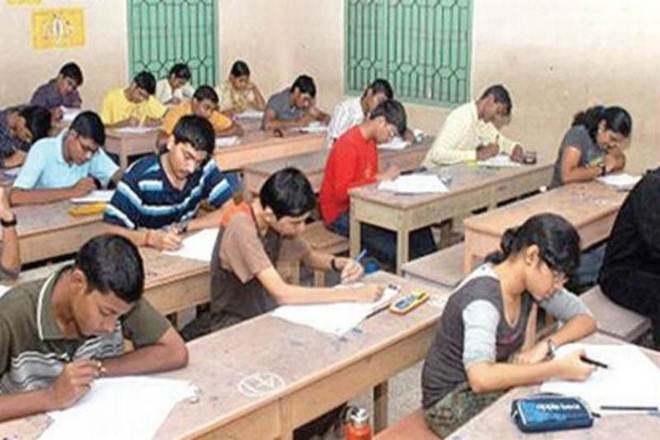 DU students gave exam says administration gave have taken good care of facilities ANN दिल्ली: DU के छात्रों ने दी परीक्षा, कहा- प्रशासन ने कोरोना को देखते हुए दी अच्छी सुविधाएं